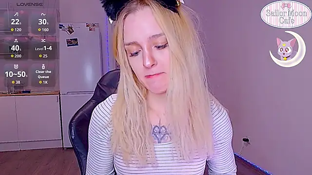 sailormoon666  online show from March 27, 2:53 am