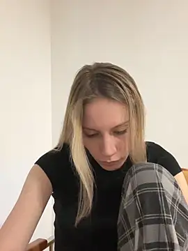 cherry25 online show from January 16, 3:38 pm