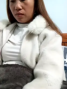 CML93 online show from February 12, 1:38 am