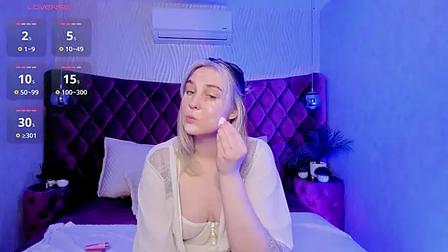 SusanBev online show from March 4, 6:21 am