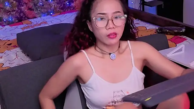 25sweetlilbunny online show from March 1, 4:56 am