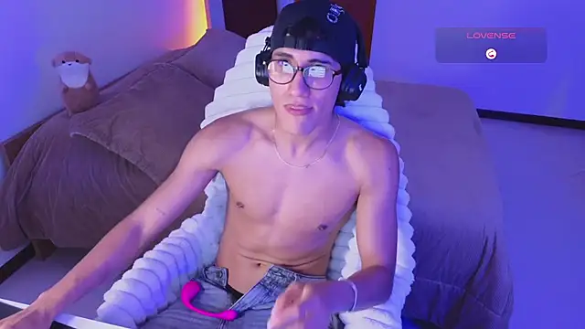 emilio rivs online show from February 13, 11:38 pm