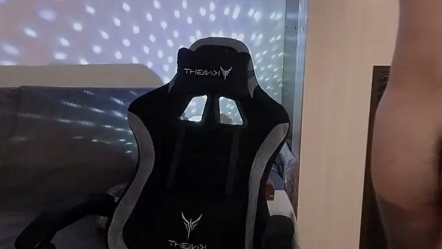 jastinpeterson online show from March 1, 9:48 pm