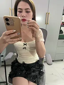 Llabi2k online show from April 5, 7:31 pm