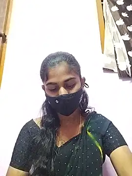 Tamil Hot RoyalQueen online show from April 3, 7:09 pm