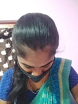 Tamil Hot RoyalQueen online show from March 18, 3:46 pm
