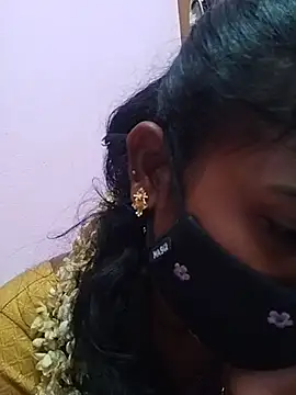 Tamil Hot RoyalQueen online show from April 10, 3:46 am