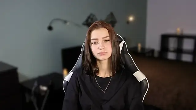 kity Jafaela online show from January 14, 8:40 am