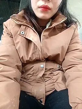 -Likin- online show from February 10, 5:50 am