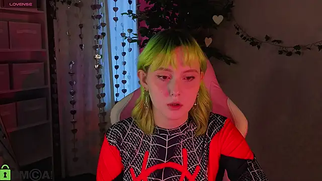 Roziett Belle online show from February 21, 9:11 am