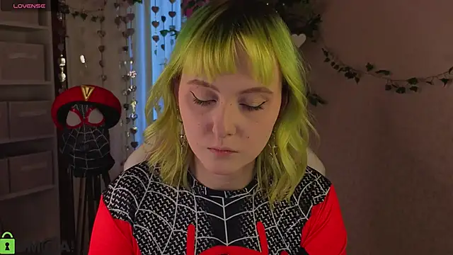 Roziett Belle online show from February 26, 9:20 am