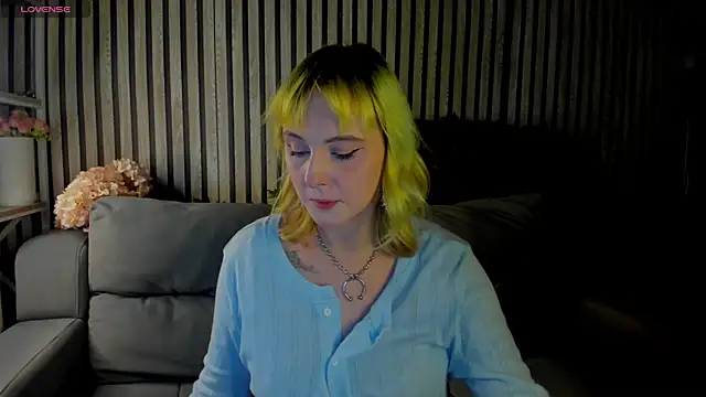 Roziett Belle online show from March 20, 9:43 am