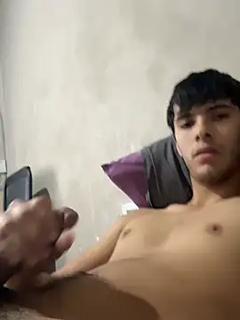 Snapshot of josee_-1 chatting on June 4, 1:49 pm josee -1 online show from June 4, 1:49 pm