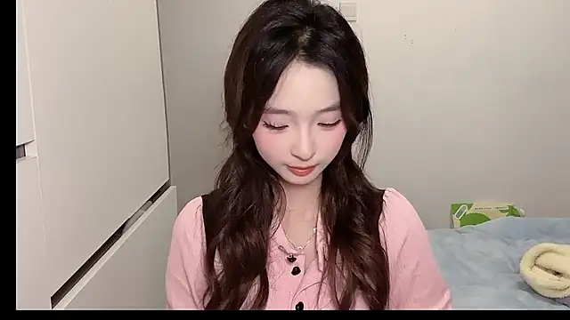 1X-NanNan online show from January 17, 1:37 pm