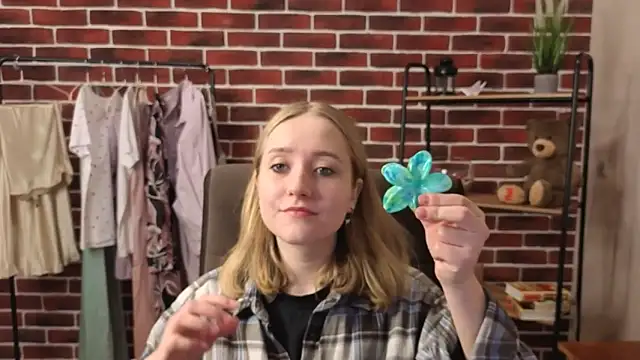DonnaCole online show from May 18, 10:42 am