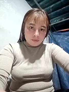 kaia-cam online show from February 27, 1:55 pm