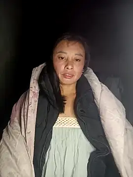 kaia-cam online show from February 3, 1:38 pm