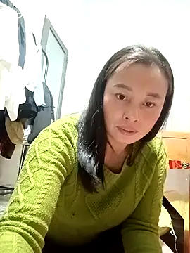 kaia-cam online show from February 7, 8:33 am