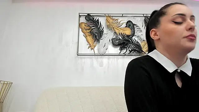 Bonnie Liss online show from February 19, 8:28 pm