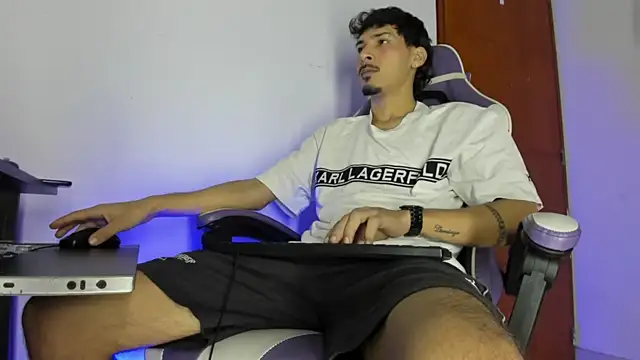 Yankees xxx online show from March 27, 11:11 am