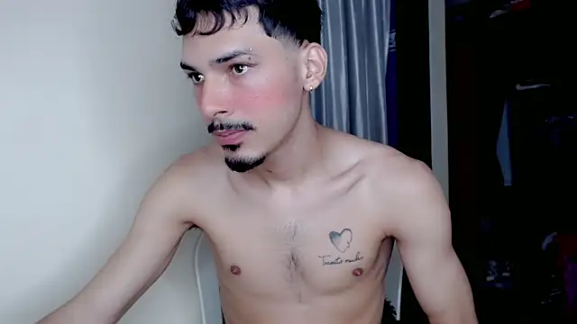 Yankees xxx online show from May 8, 3:38 pm