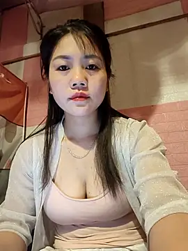 Ngocmai lazdy online show from February 6, 9:11 pm