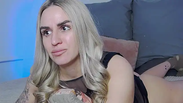  KSmith  online show from January 17, 7:12 am