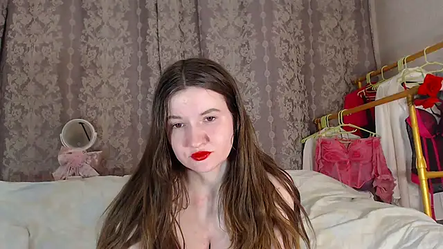 RileySteeele online show from April 18, 1:46 pm