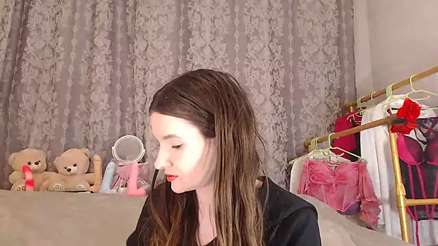 RileySteeele online show from February 7, 3:42 pm