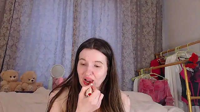 RileySteeele online show from March 15, 10:44 am