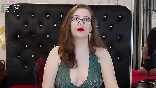 Snapshot of JulieAnnX chatting on June 14, 4:46 am JulieAnnX online show from June 14, 4:46 am
