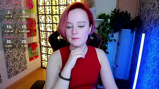 Ellie Heavenly online show from April 9, 8:53 am