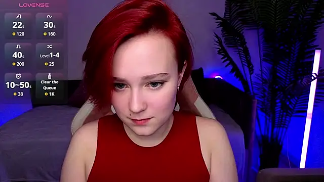 Ellie Heavenly online show from April 13, 8:40 am