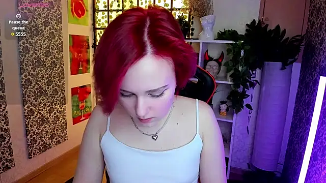 Ellie Heavenly online show from March 20, 8:37 am