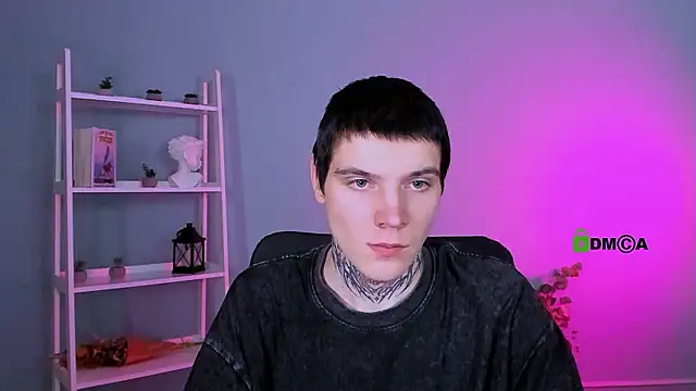 Snapshot of miles_candy chatting on February 10, 7:46 pm miles candy online show from February 10, 7:46 pm