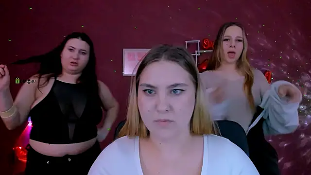 Snapshot of miles_candy chatting on February 15, 7:46 pm miles candy online show from February 15, 7:46 pm