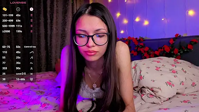 NeliaBermea online show from March 6, 7:09 pm