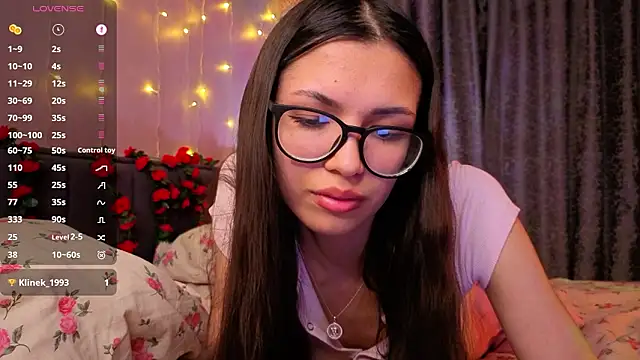 NeliaBermea online show from March 13, 6:02 pm