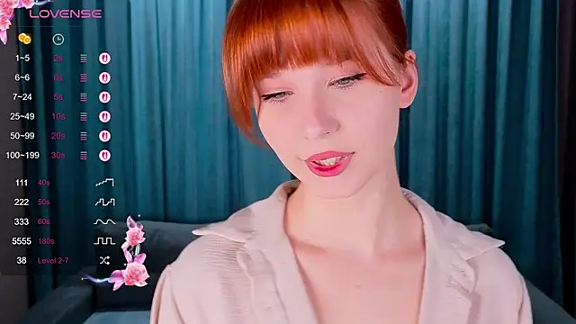 CatherineCummi online show from April 16, 7:42 am