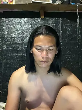 HugeAgatha online show from March 10, 9:08 pm