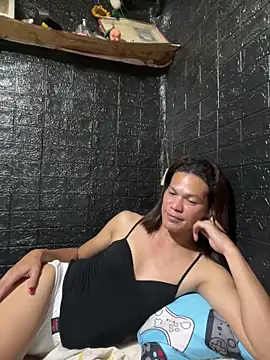 Snapshot of HugeAgatha chatting on February 25, 3:56 pm HugeAgatha online show from February 25, 3:56 pm