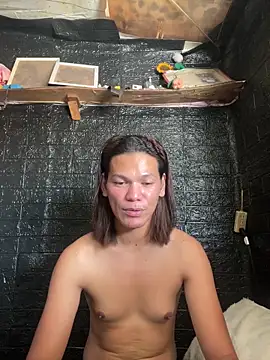 Snapshot of HugeAgatha chatting on February 15, 5:30 am HugeAgatha online show from February 15, 5:30 am