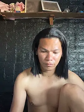 HugeAgatha online show from March 14, 11:11 pm