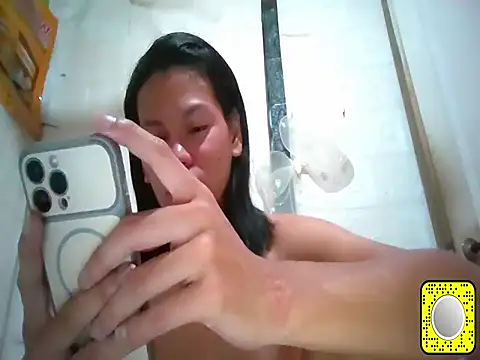 HugeAgatha online show from April 10, 2:02 pm