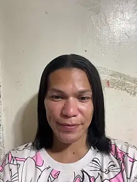 HugeAgatha online show from March 6, 1:28 pm