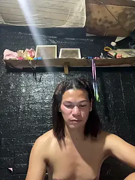 Snapshot of HugeAgatha chatting on February 10, 8:52 pm HugeAgatha online show from February 10, 8:52 pm