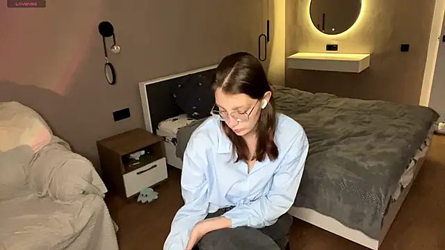 ChrisAmott online show from April 8, 4:08 pm