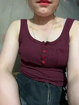 natra0033 online show from June 18, 1:05 pm