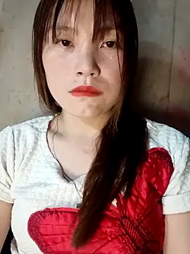 natra0033 online show from March 18, 1:02 pm