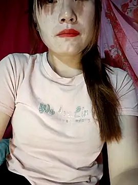 natra0033 online show from April 10, 1:29 pm